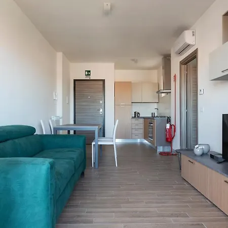Guesthost - Fonte Laurentina Apartments-3